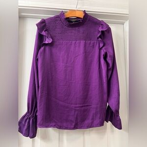 NWT Banana Republic Vibant Color Long Sleeve Blouse
Casual/ Work Sz Small
